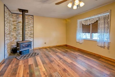 Photo of 710 Elm St, Mason, TX 76856 (MLS # 101820)