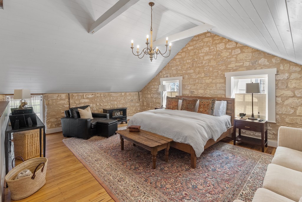 Fredericksburg, Texas, 78624, United States, 2 Bedrooms Bedrooms, ,3 BathroomsBathrooms,Residential,Active,2017510