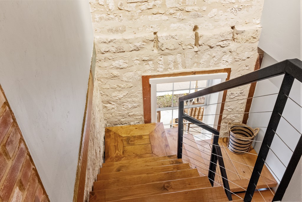 Fredericksburg, Texas, 78624, United States, 2 Bedrooms Bedrooms, ,3 BathroomsBathrooms,Residential,Active,2017510