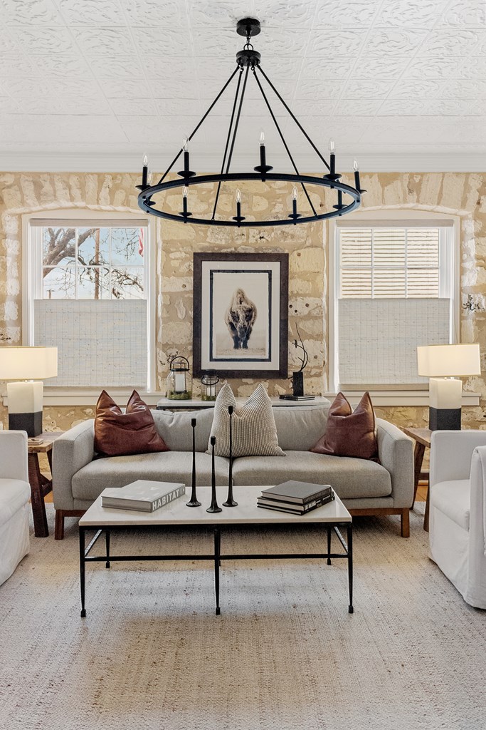 Fredericksburg, Texas, 78624, United States, 2 Bedrooms Bedrooms, ,3 BathroomsBathrooms,Residential,Active,2017510