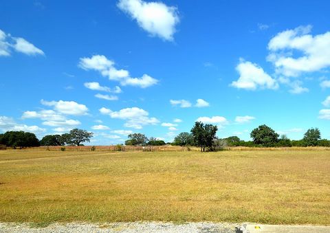 Photo of 936 Saddle Club Drive, Kerrville, TX 78028 (MLS # 99142)