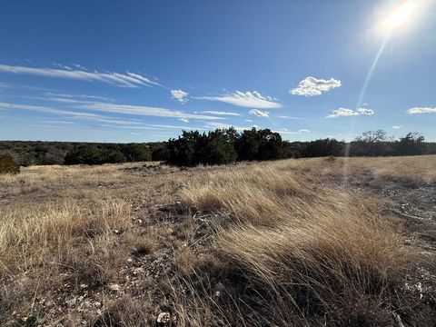 Photo of 80 Pinnacle Dr, Fredericksburg, TX 78624 (MLS # 101680)