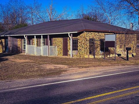 Photo of 608 4th Street, Blanco, TX 78606 (MLS # 104276)