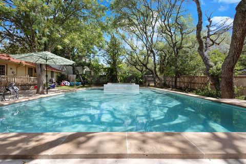 Photo of 308 Tanglewood Dr, Fredericksburg, TX 78624 (MLS # 99365)