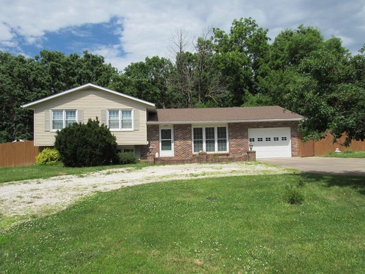 813 SUNSET DR, MACON, MO 63552 - Image 8b3b134e649be052d03486a2d2da2444/3333038594