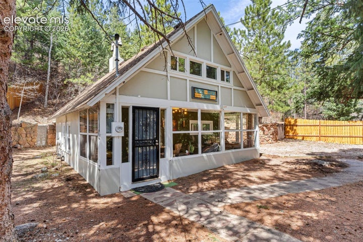 Entrance and front of Pikes Peak Cabin