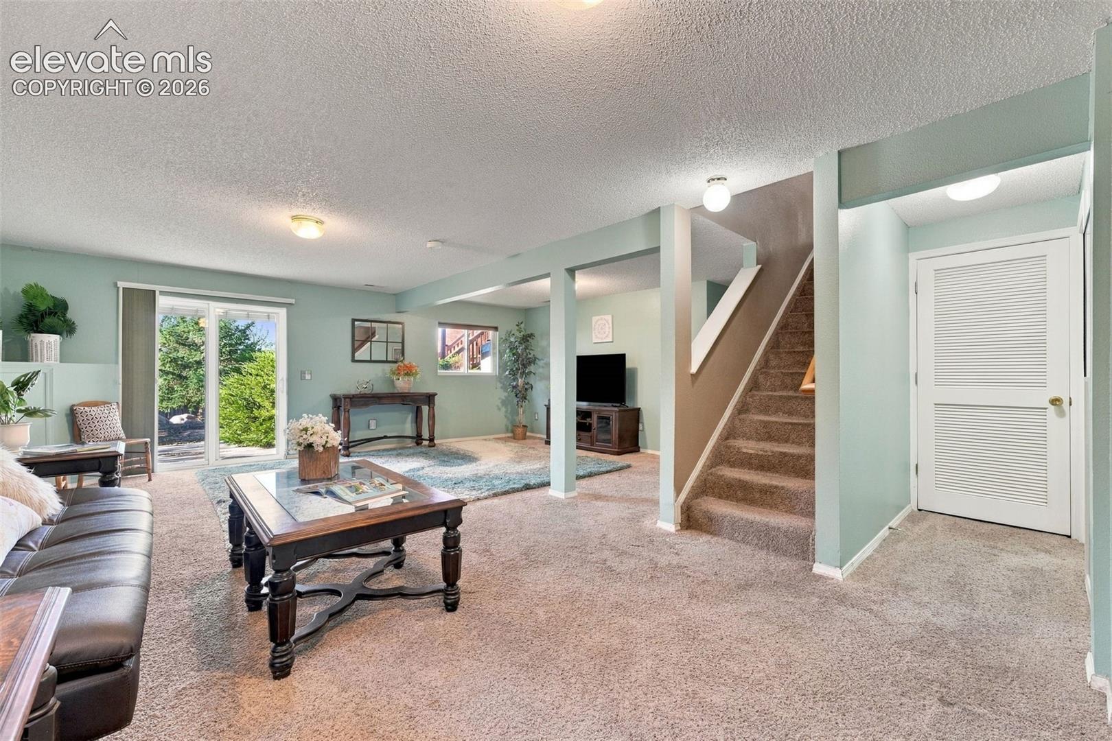 8140 Radcliff Drive - Photo 3