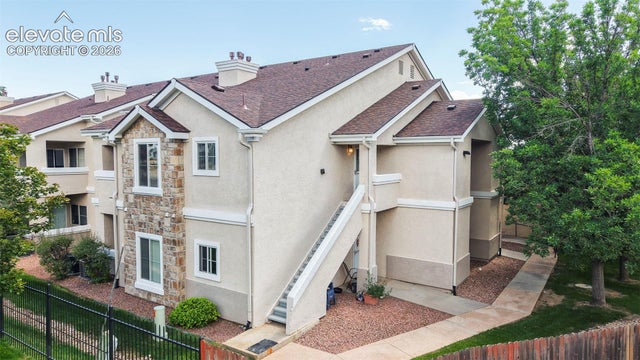 3630 Strawberry Field Grove F
