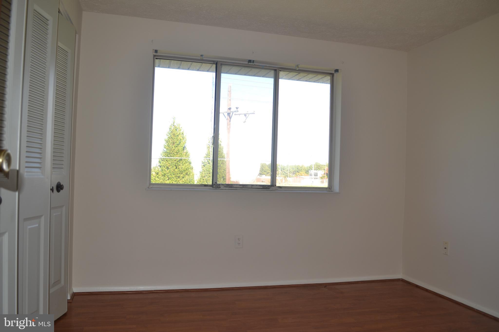 AMBERTOWNE - Residential Lease