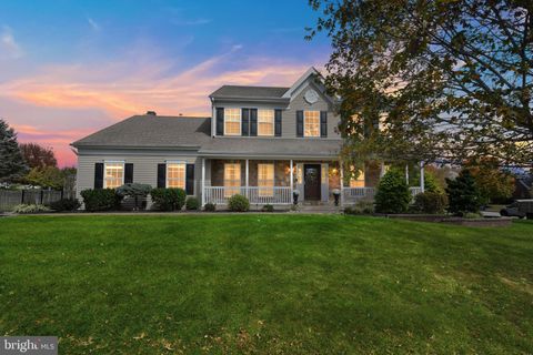 860 SAGEBRUSH LANE COLLEGEVILLE PA 19426