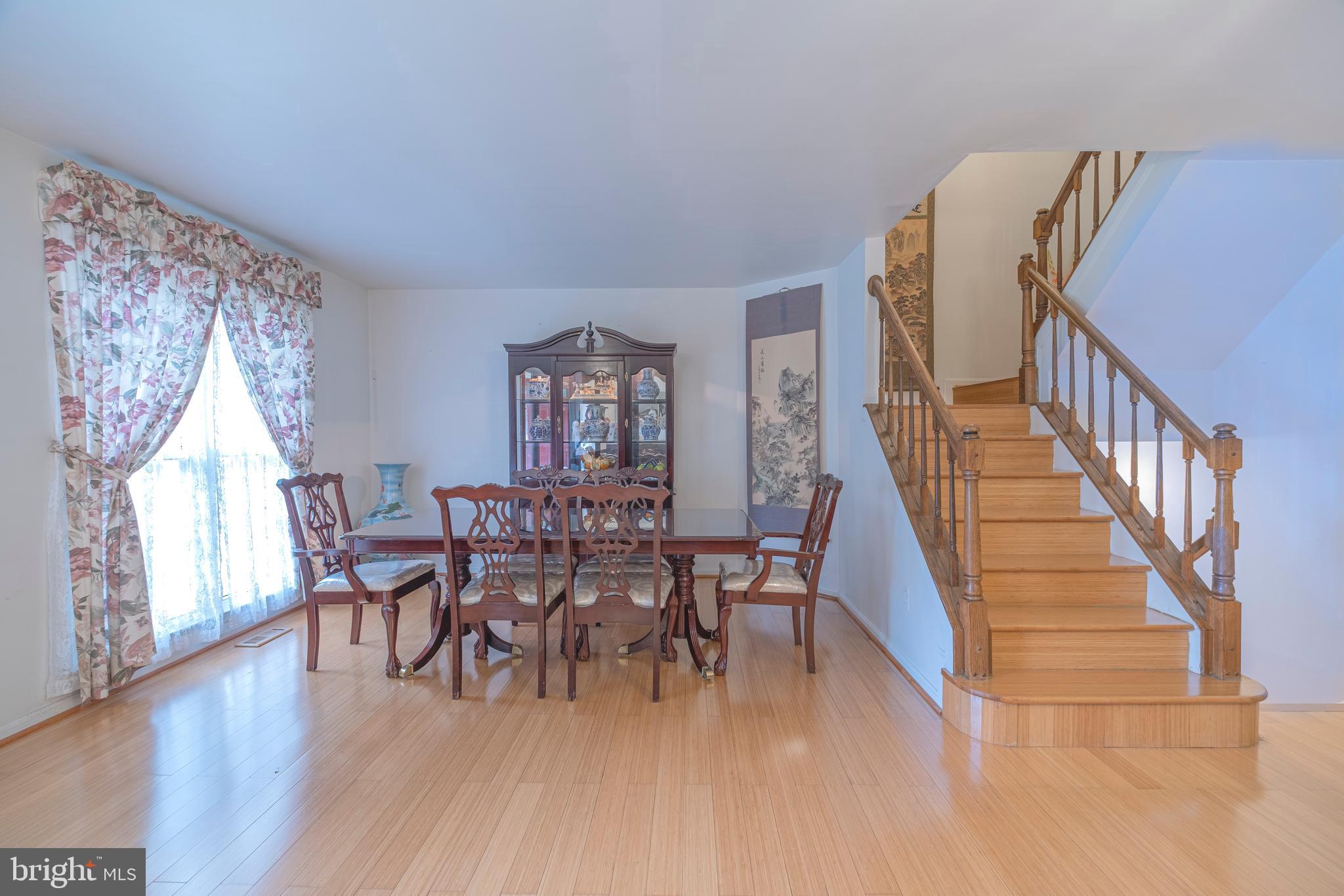 MILL CREEK SOUTH - Residential Lease