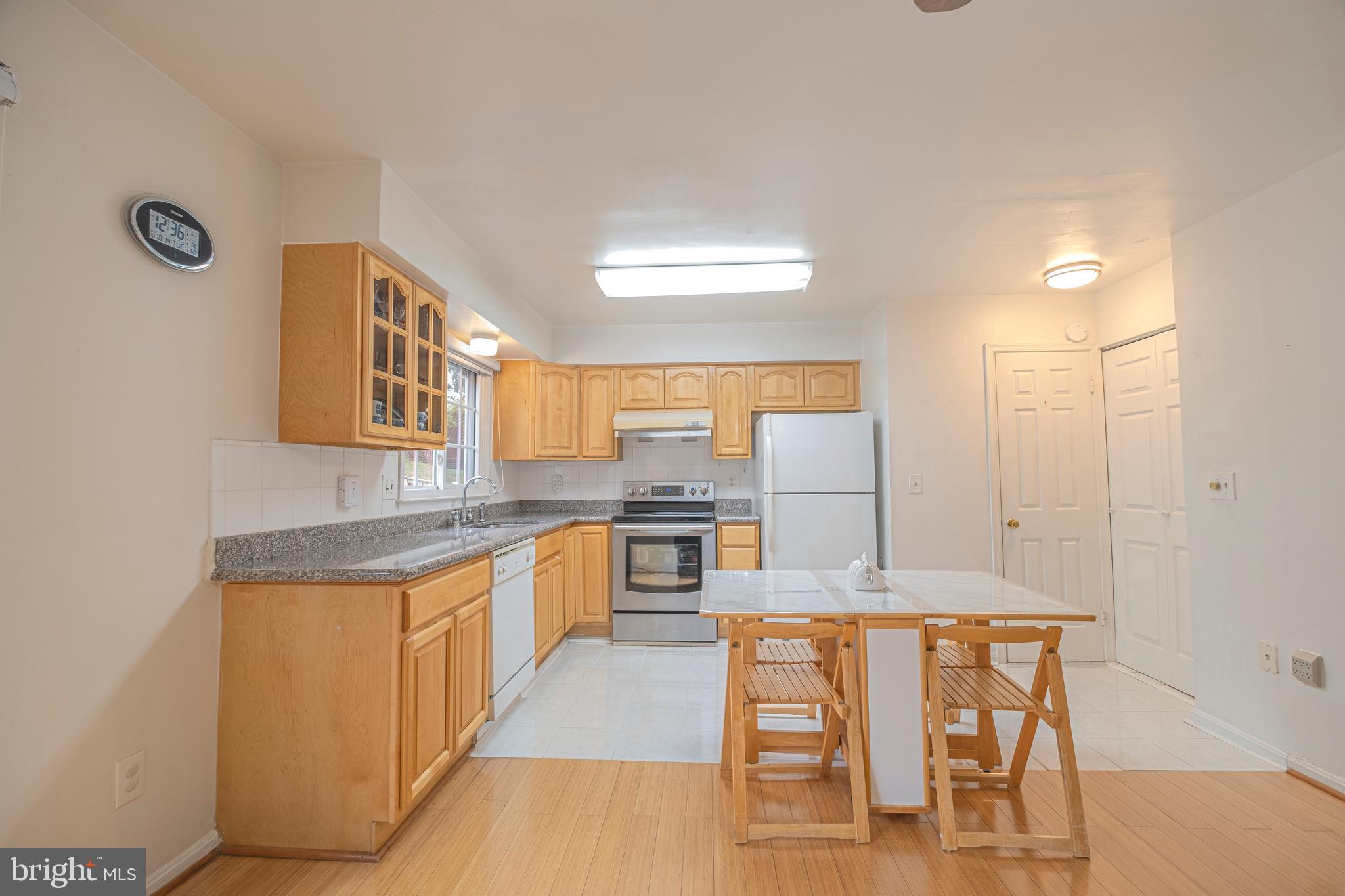 MILL CREEK SOUTH - Residential Lease