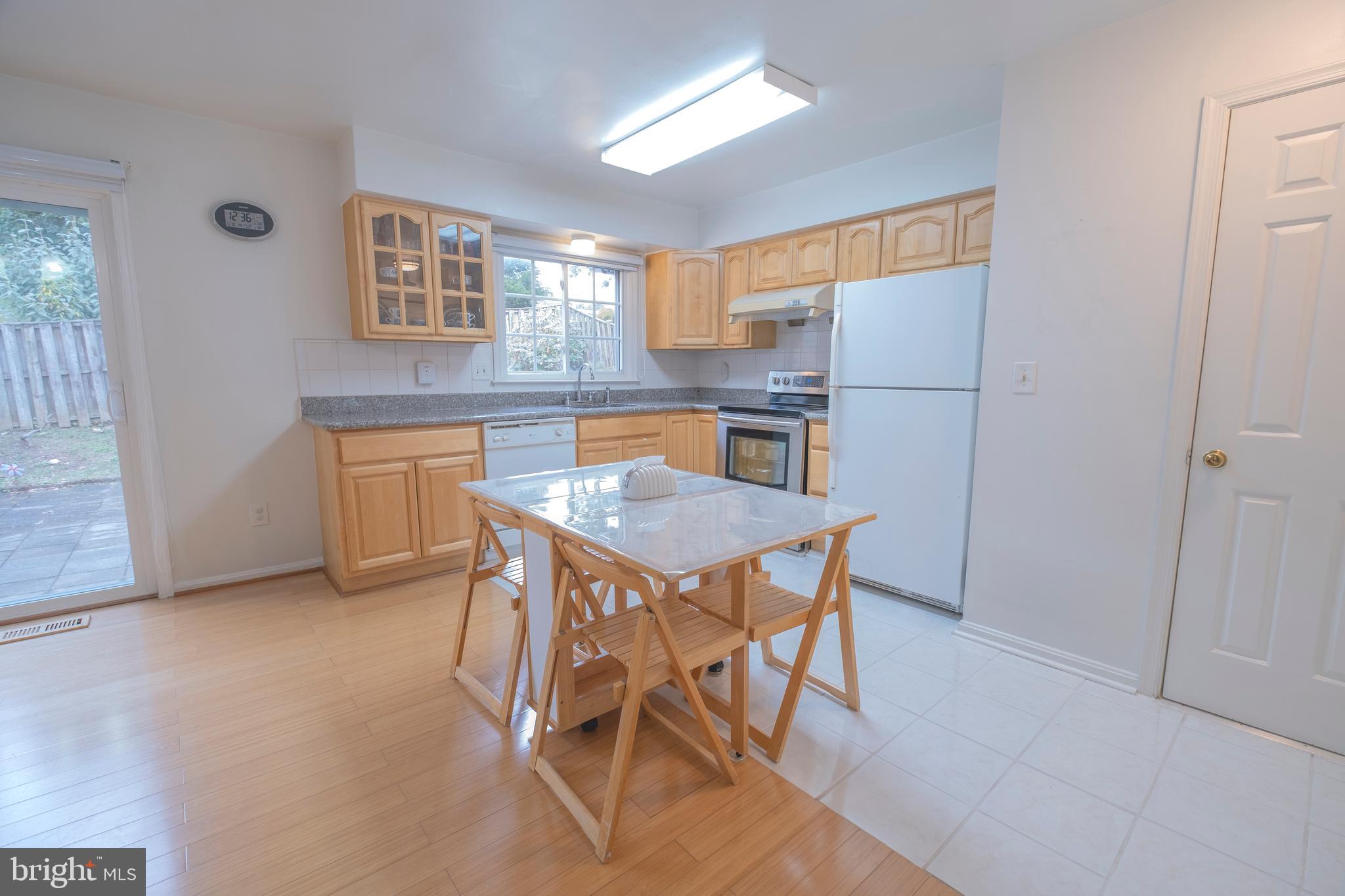 MILL CREEK SOUTH - Residential Lease