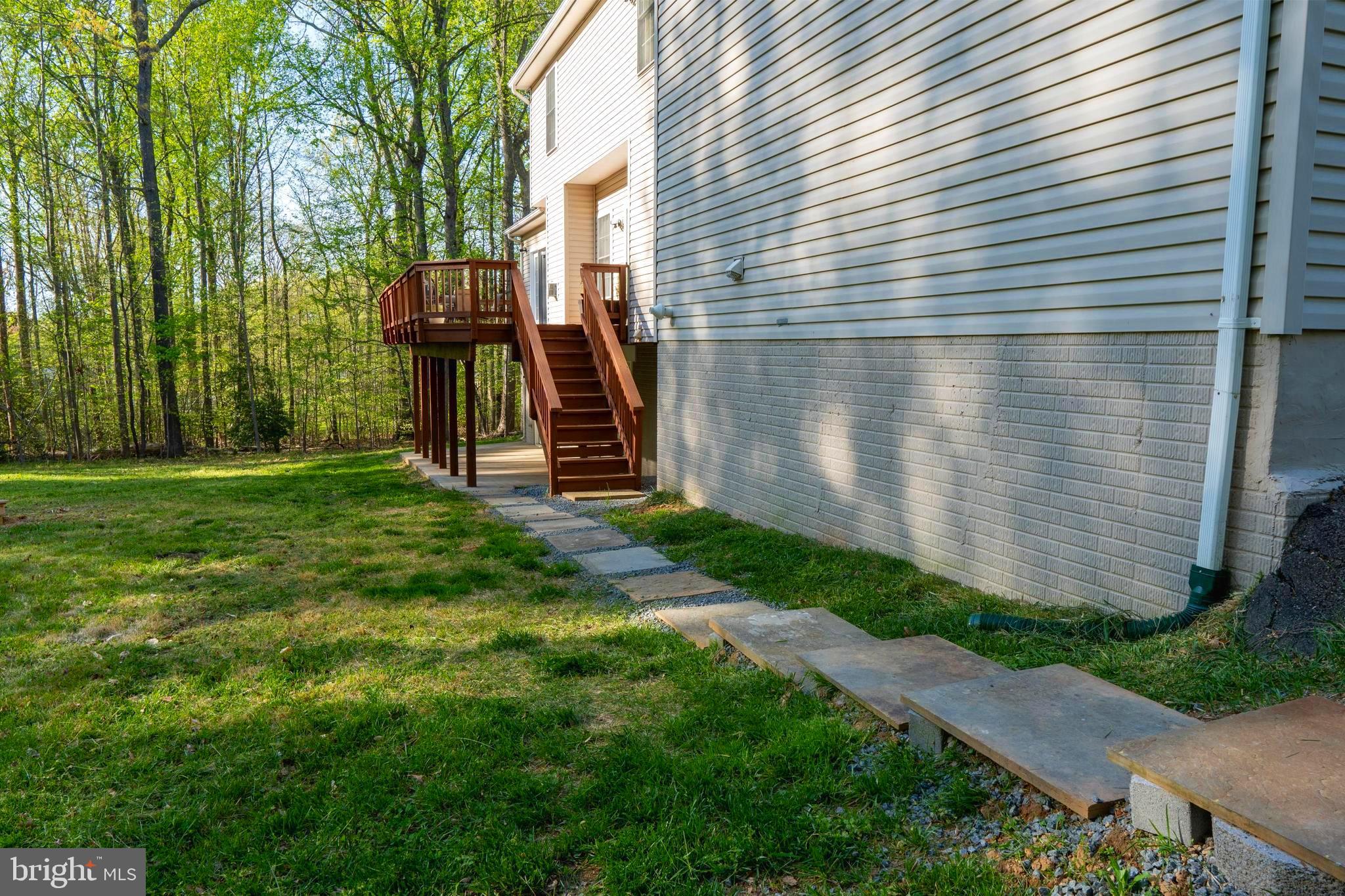 OAK RIDGE ESTATES - Residential Lease