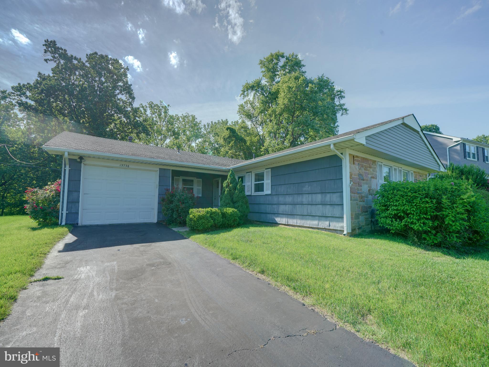 POINTER RIDGE - Residential