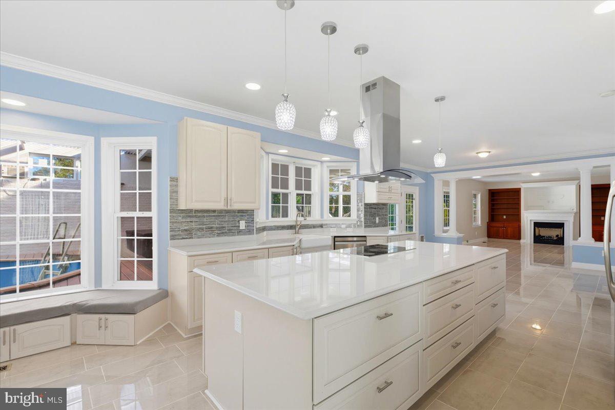 POPLAR HILLS - Residential