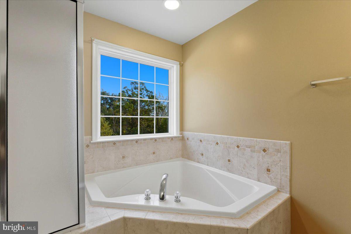 POPLAR HILLS - Residential