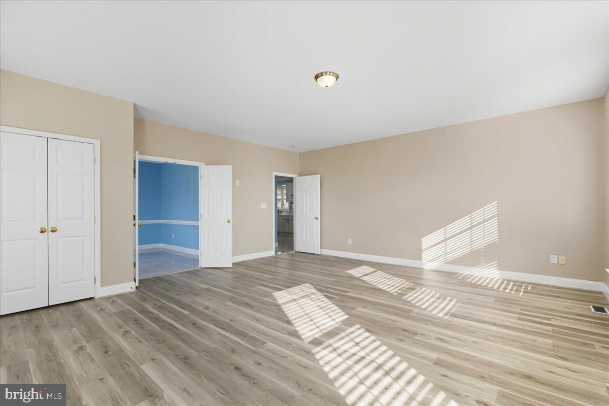 POPLAR HILLS - Residential