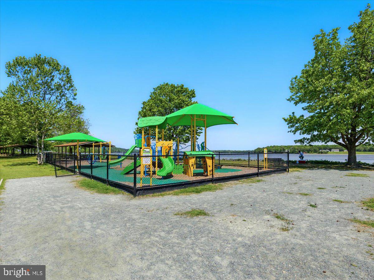 POPLAR HILLS - Residential