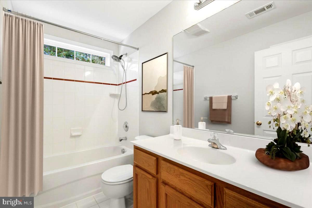 POPLAR HILLS - Residential