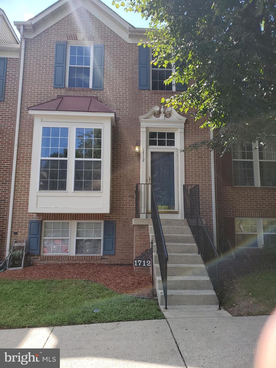 Please do not submit applications at this time. 

NO SHOWINGS AT THIS TIME! ¨PLEASE CALL LISTING AGENT:(301) 356-4221¨ Beautiful and spacious home and friendly and inviting community. Close to I-495, Largo Metro Station, great shopping and hospital.   Great neighbors, walk/bike trails and and activities galore. Home has been recently updated and awaits your final touch!