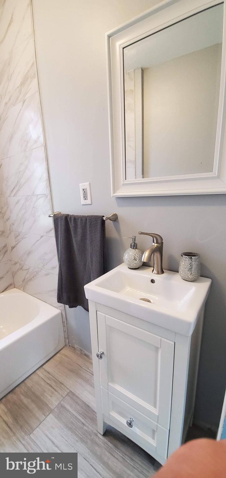 MORRELL PARK - Residential Lease