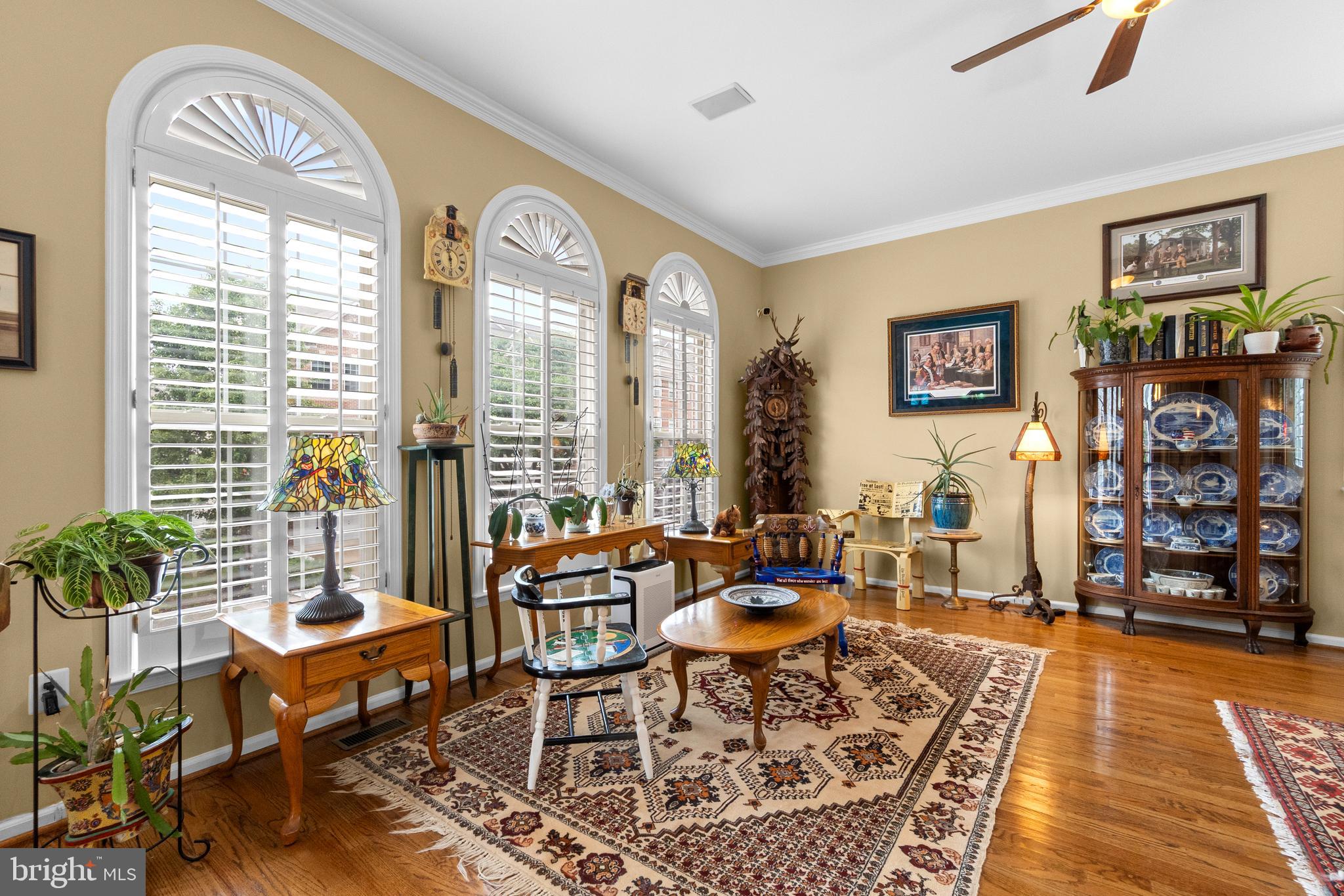 5259 COZY GLEN LANE