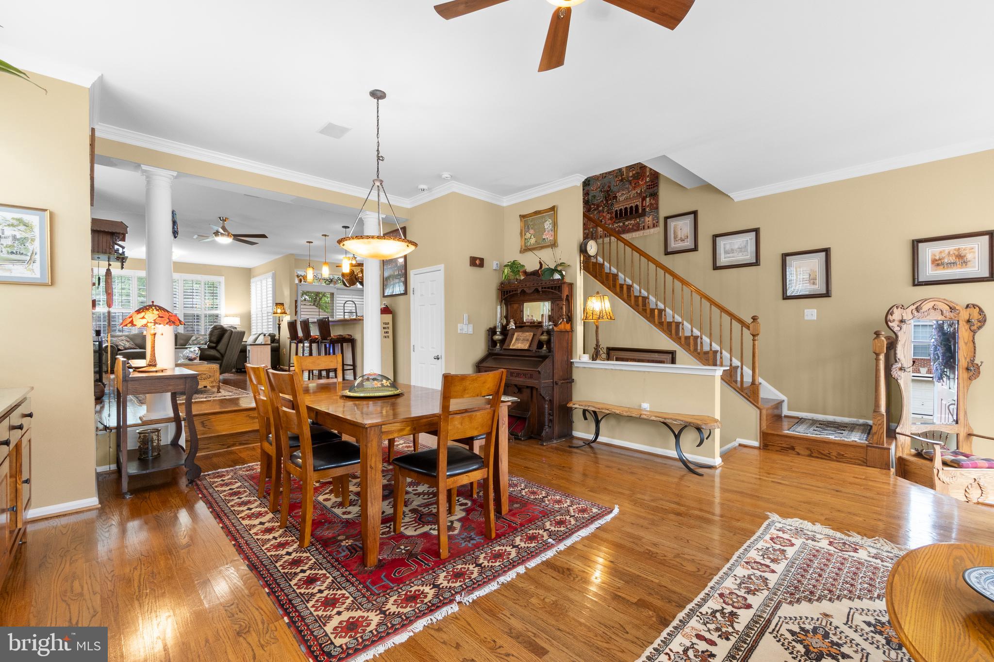 5259 COZY GLEN LANE