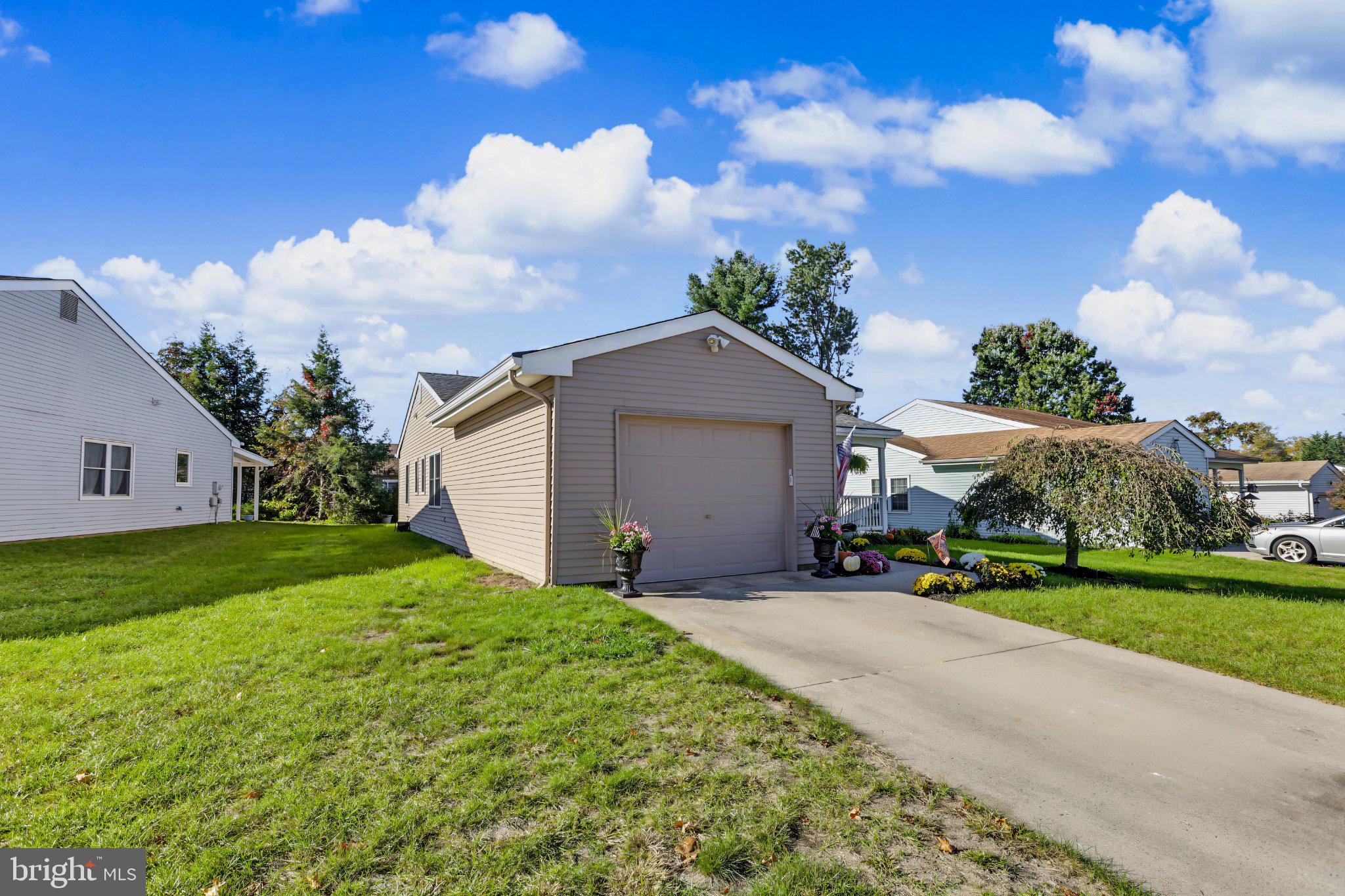 79 KINGSTON WAY