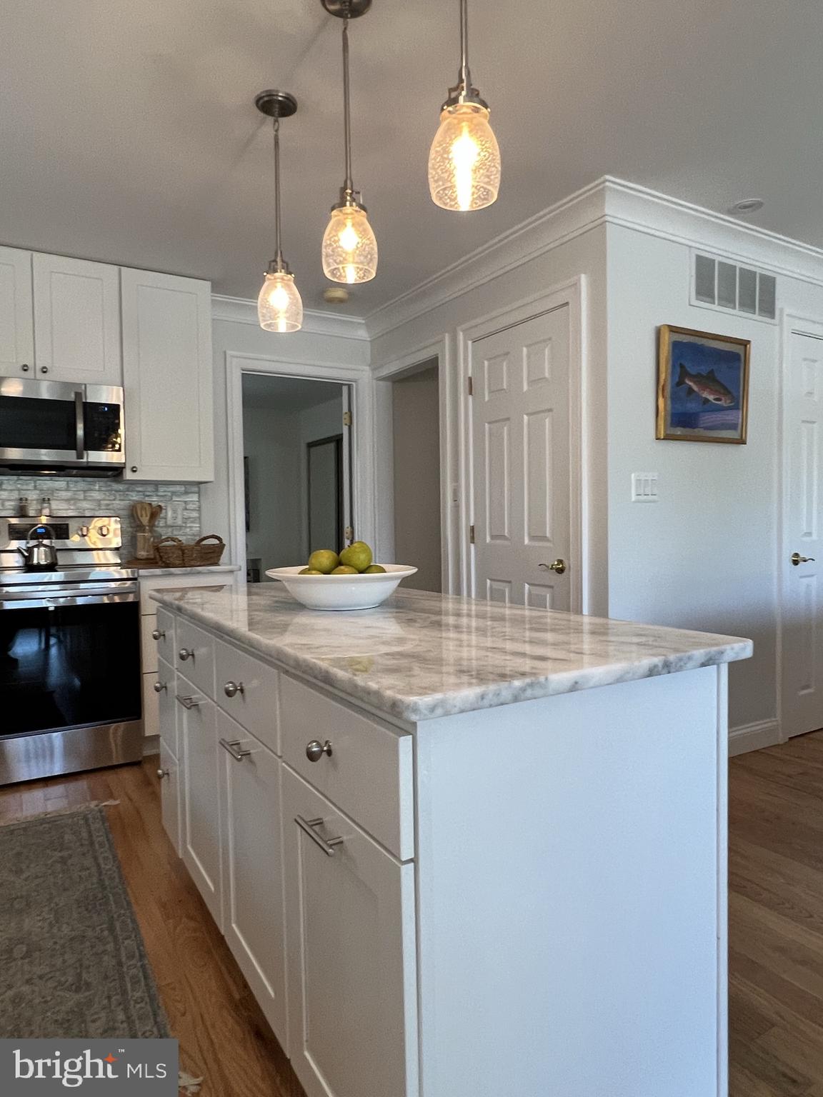 AVALON SHORES - Residential