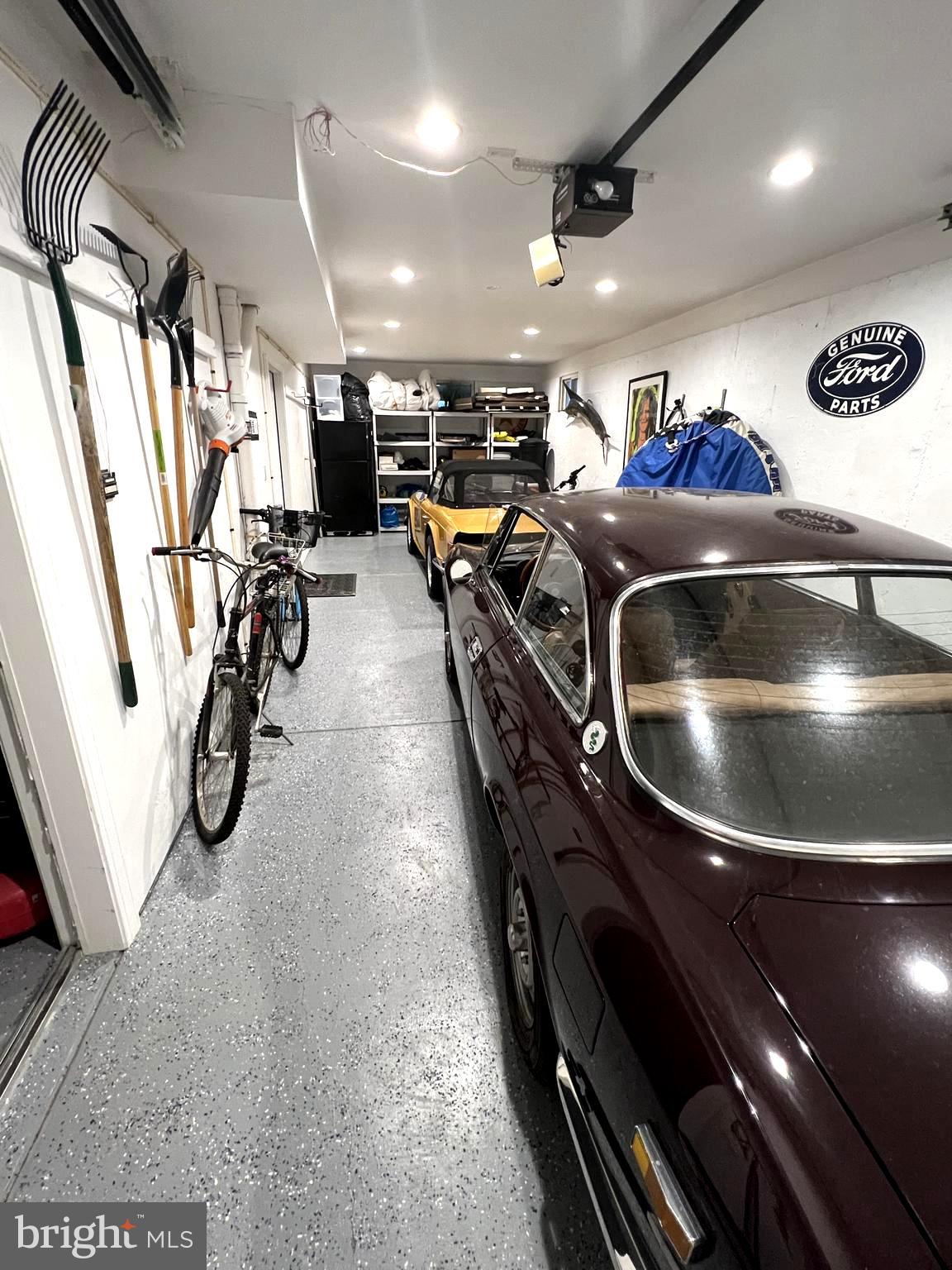 AVALON SHORES - Residential