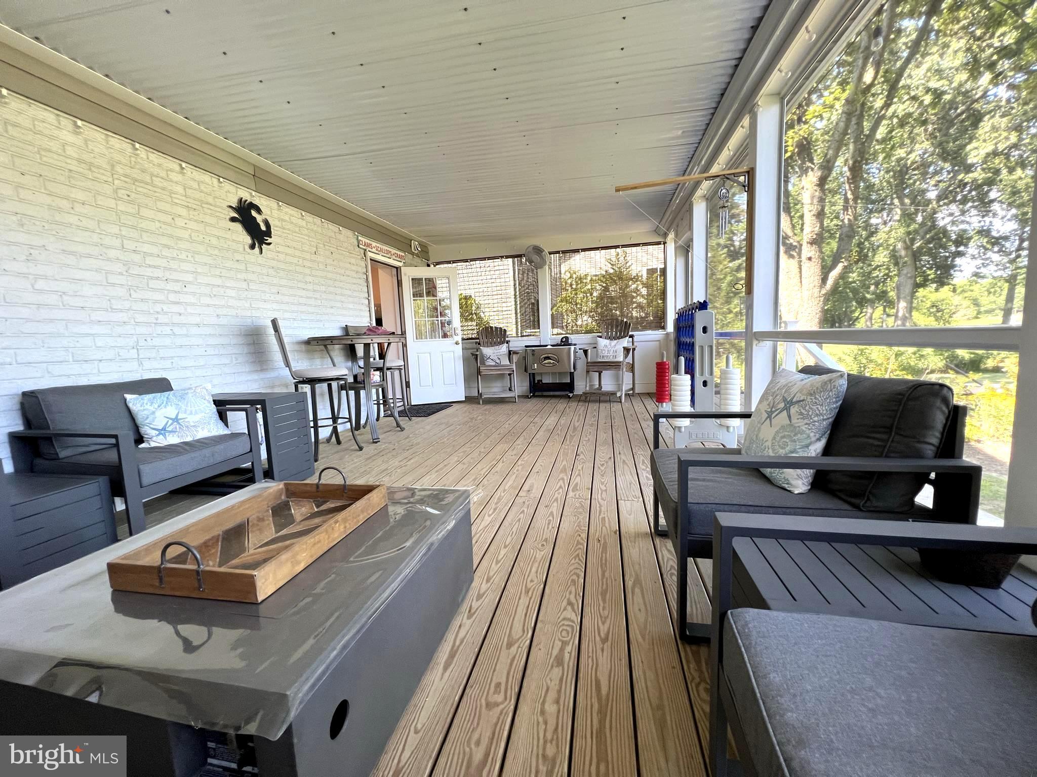 AVALON SHORES - Residential