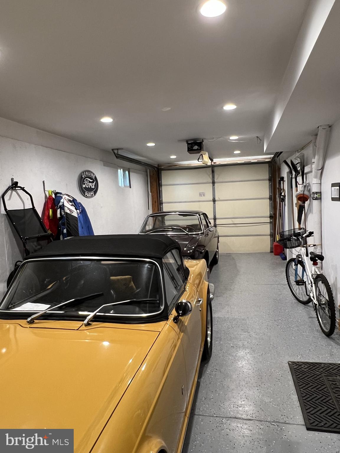 AVALON SHORES - Residential