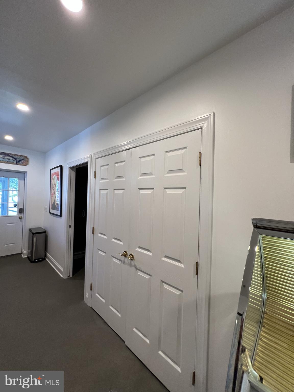 AVALON SHORES - Residential