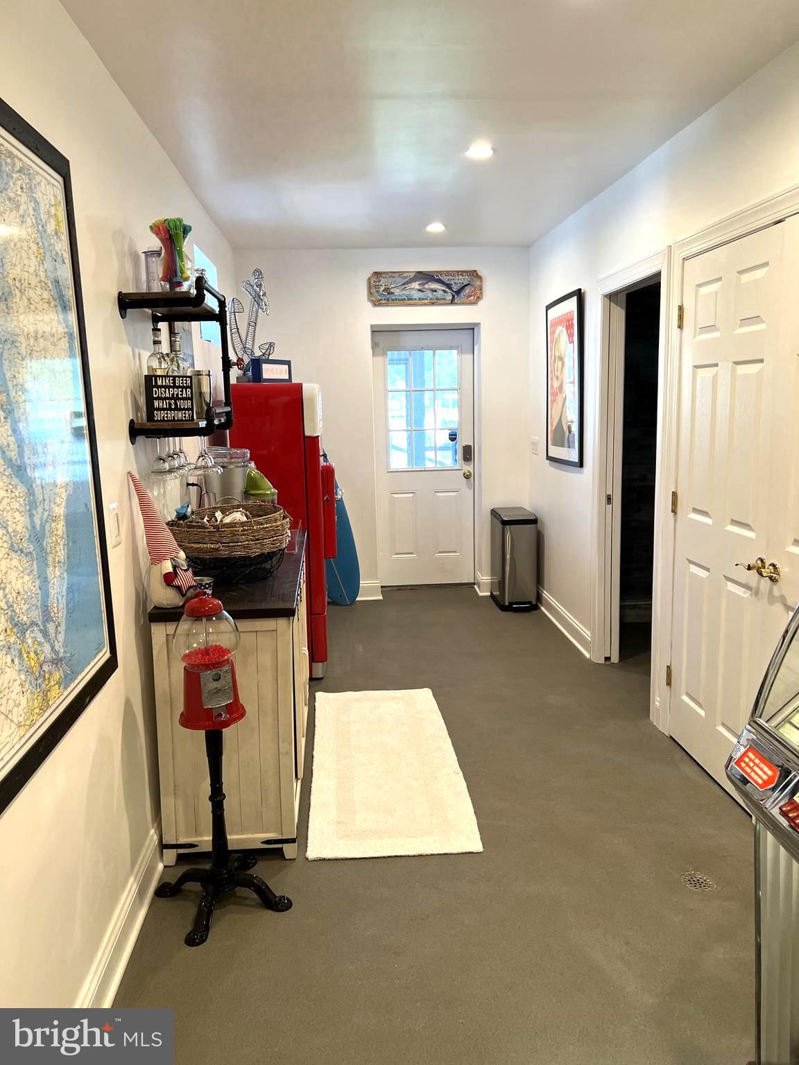 AVALON SHORES - Residential