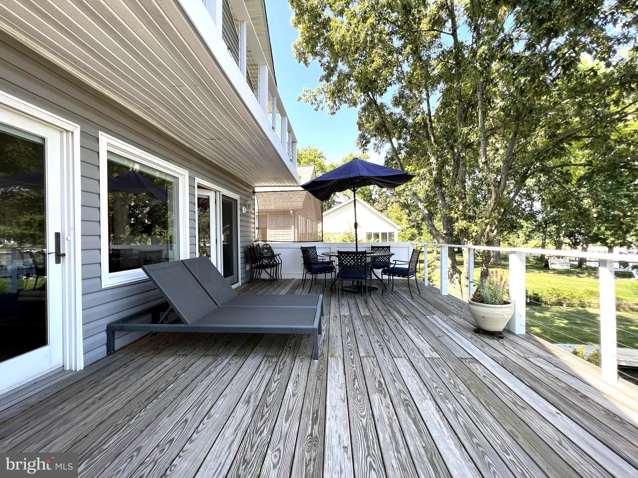 AVALON SHORES - Residential