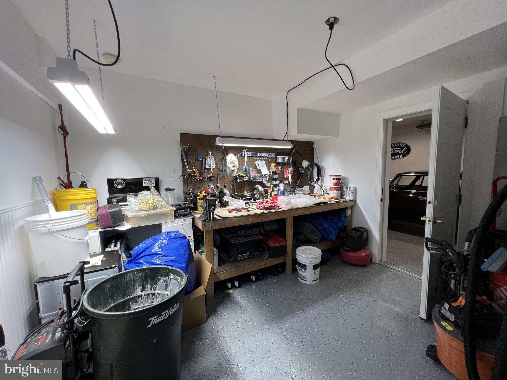 AVALON SHORES - Residential