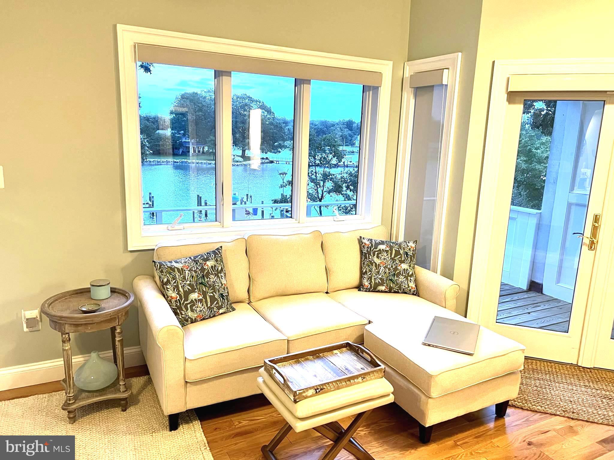 AVALON SHORES - Residential