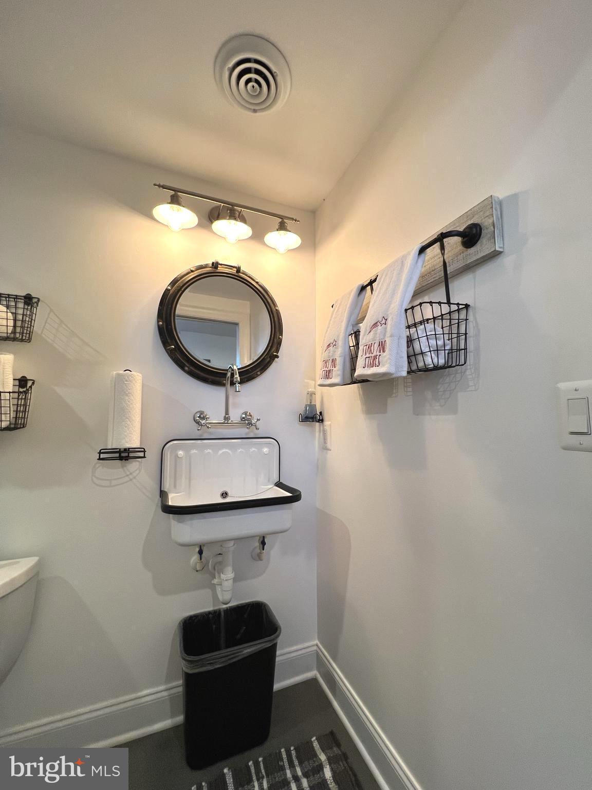 AVALON SHORES - Residential