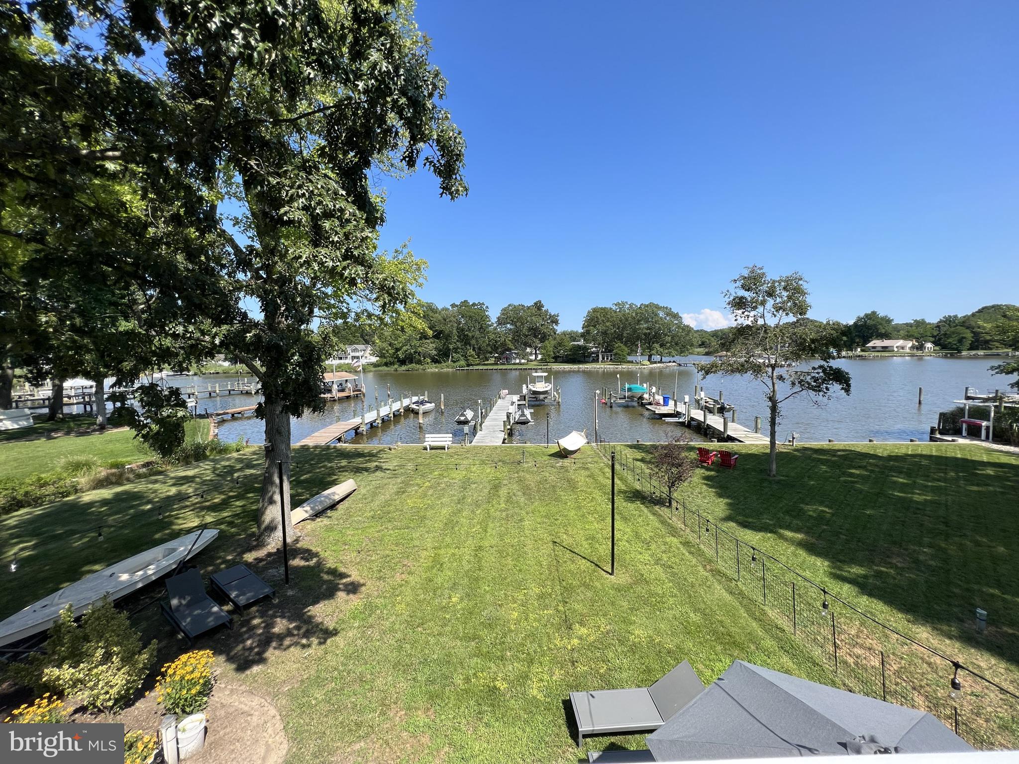 AVALON SHORES - Residential