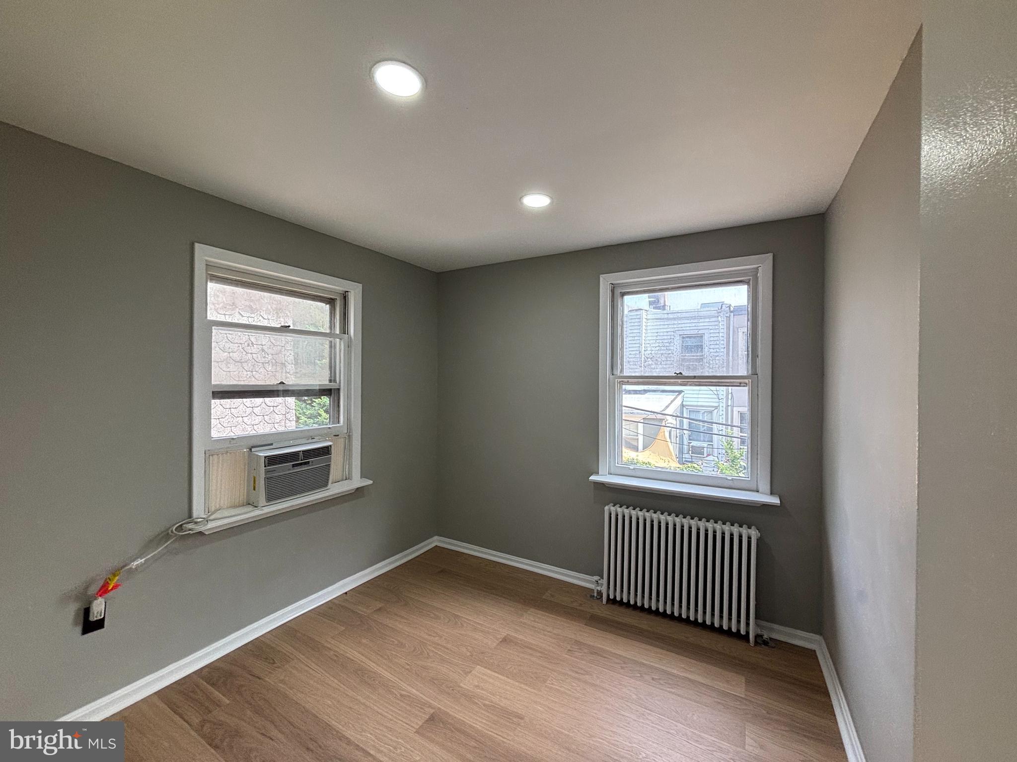 MANAYUNK - Residential Lease