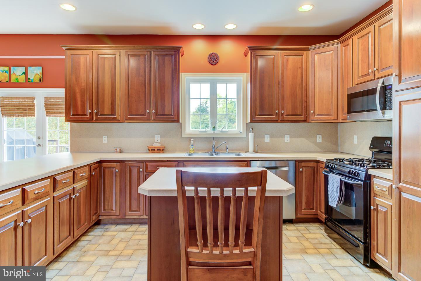 BARNSGATE - Residential