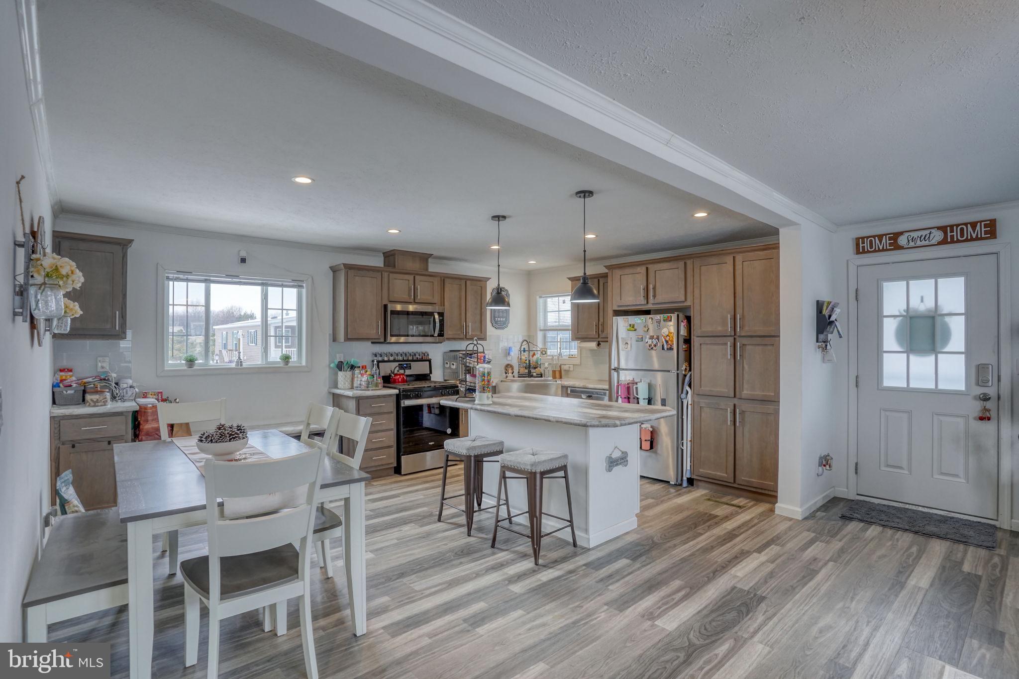 RIDGEWOOD MHP - Residential