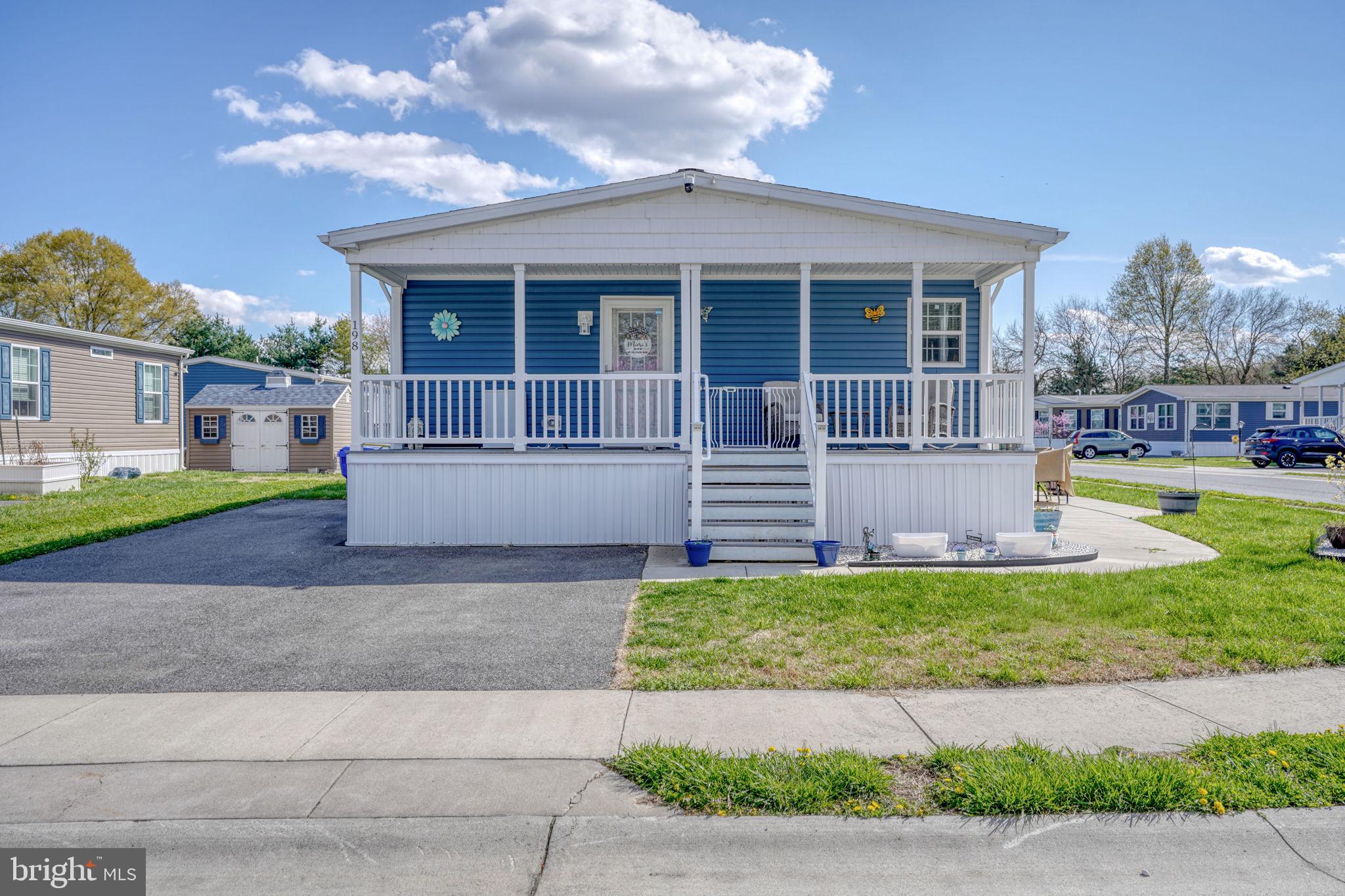 RIDGEWOOD MHP - Residential