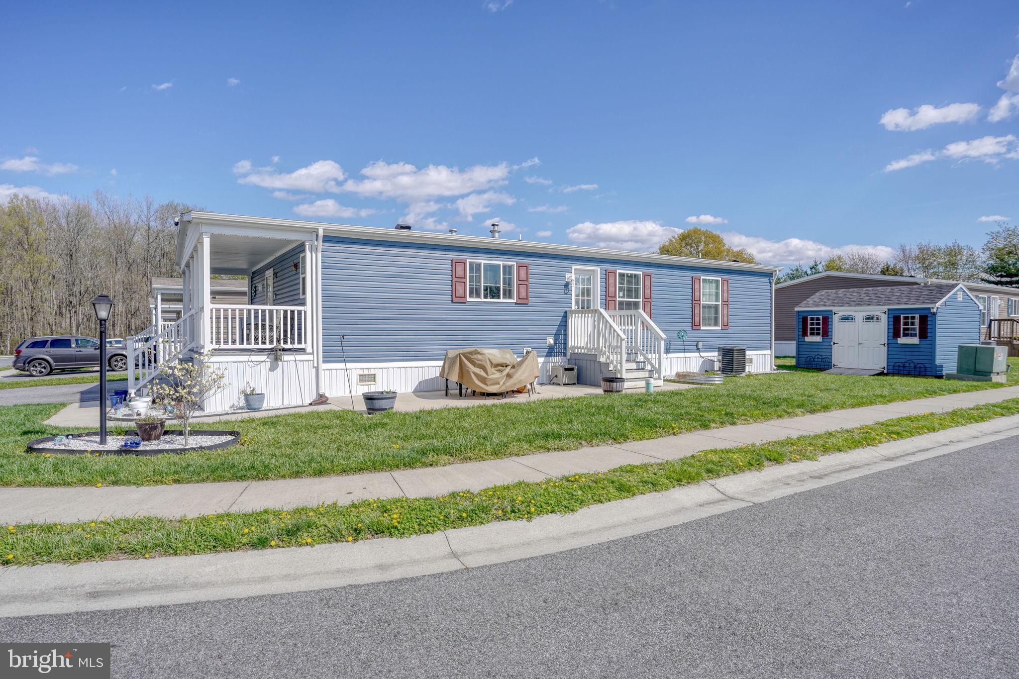 RIDGEWOOD MHP - Residential