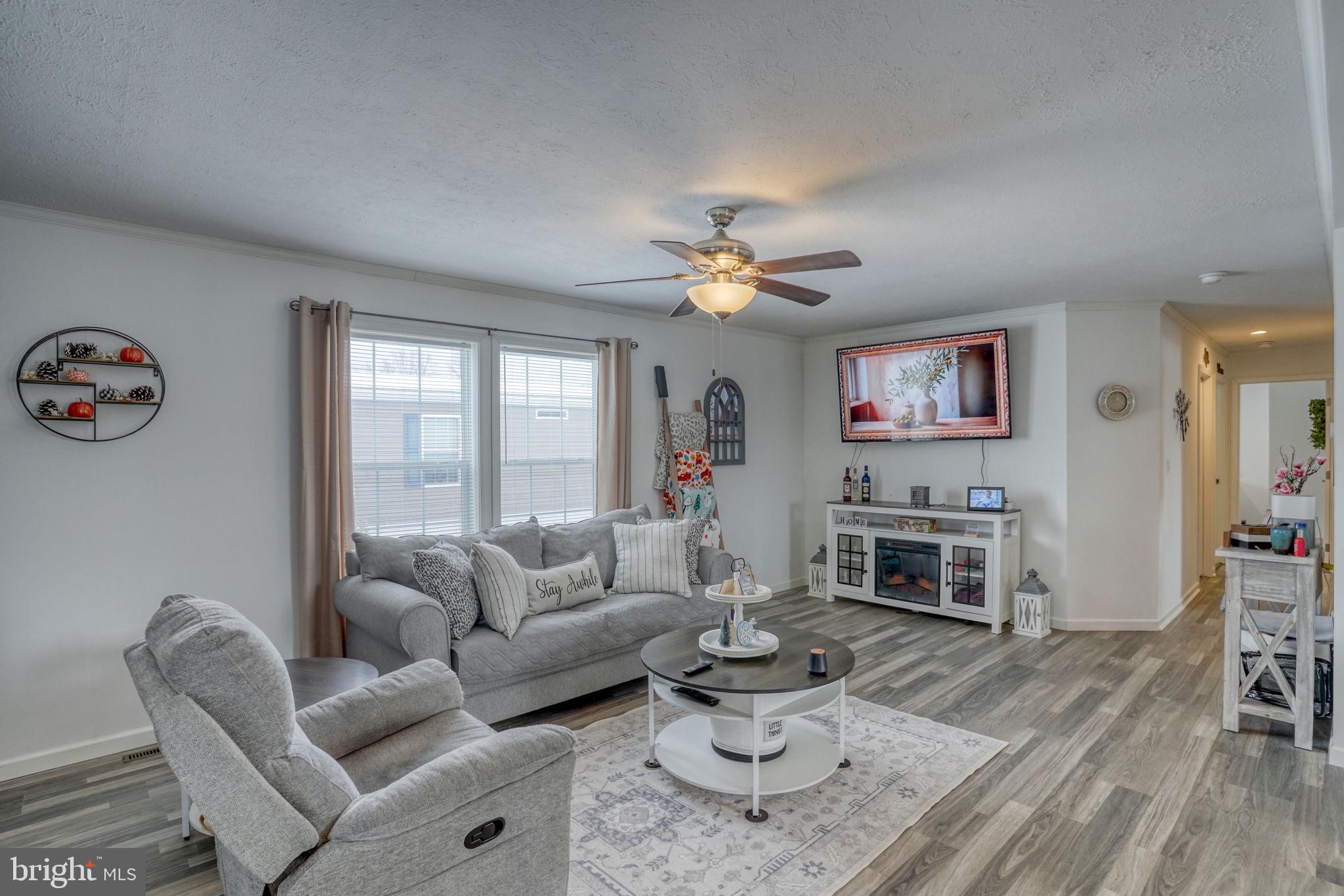 RIDGEWOOD MHP - Residential