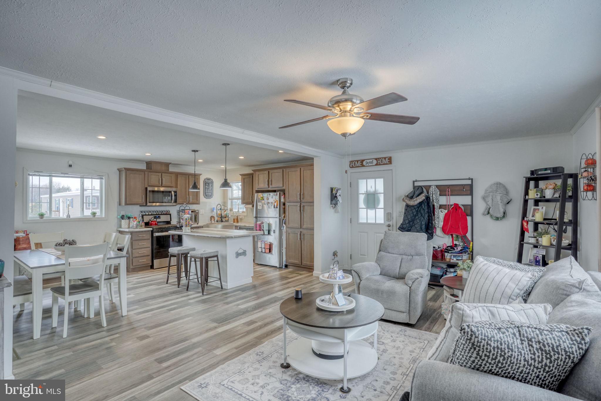 RIDGEWOOD MHP - Residential