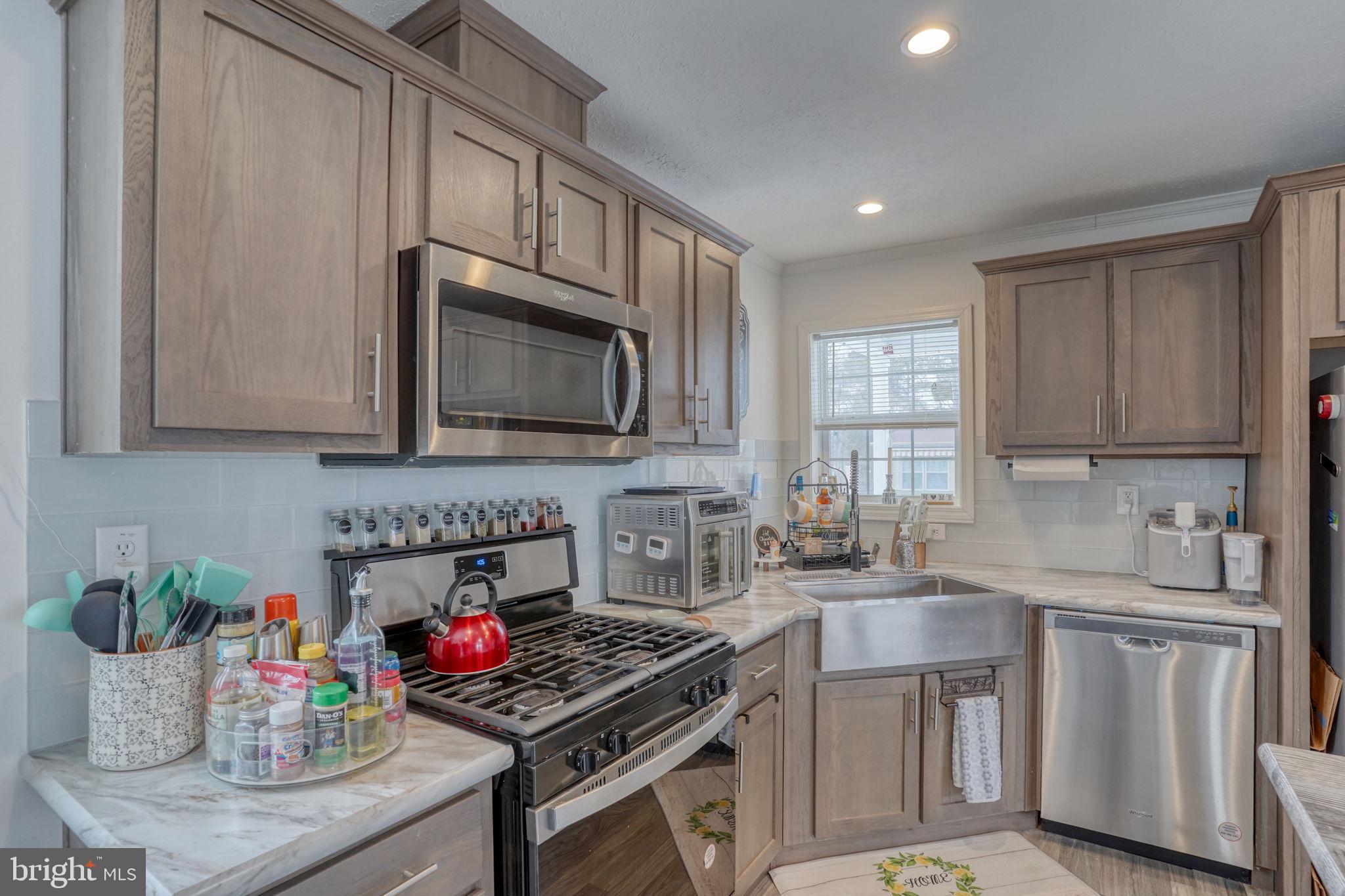 RIDGEWOOD MHP - Residential