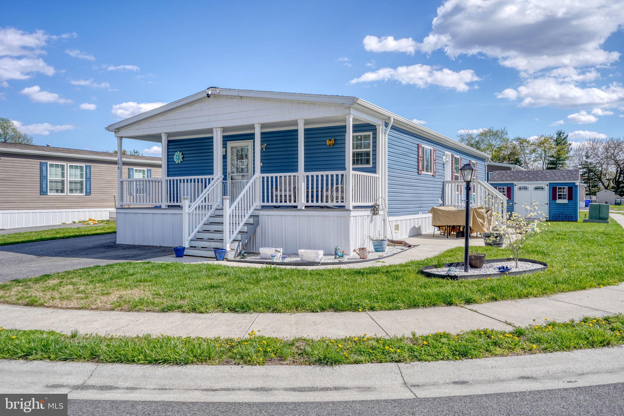 RIDGEWOOD MHP - Residential