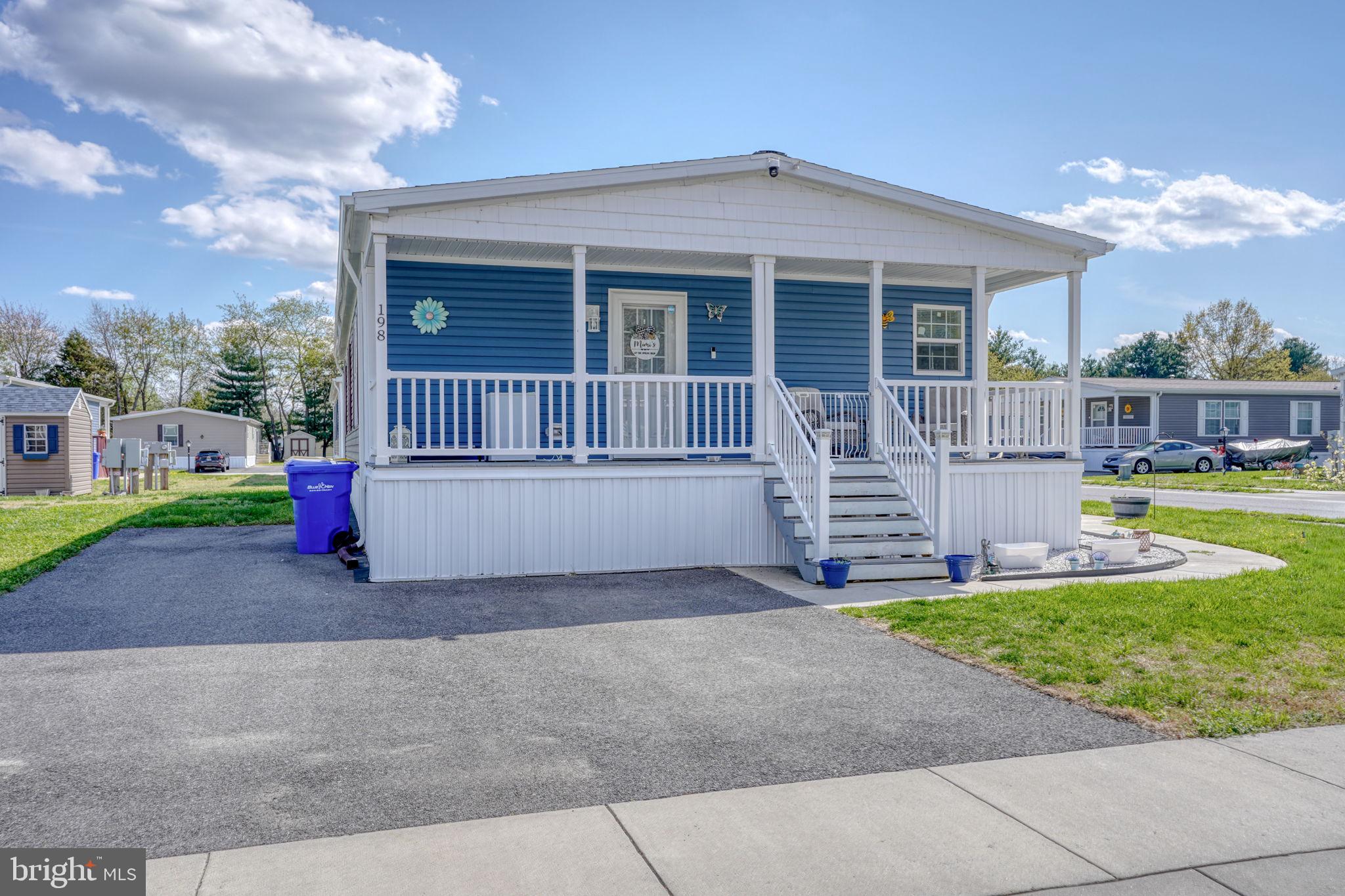 RIDGEWOOD MHP - Residential